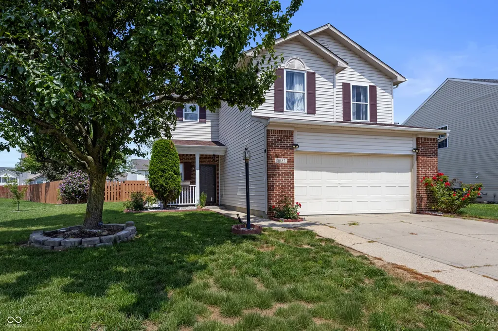 3087 Rolling Knoll Lane Columbus IN 47201