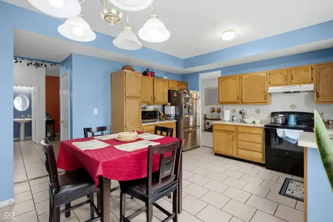 3087 Rolling Knoll Lane Columbus IN 47201