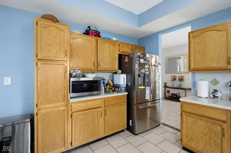 3087 Rolling Knoll Lane Columbus IN 47201