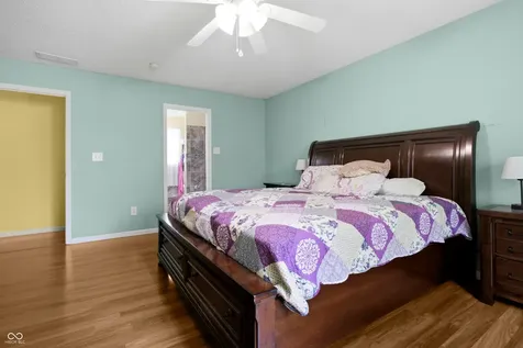 3087 Rolling Knoll Lane Columbus IN 47201