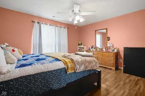 3087 Rolling Knoll Lane Columbus IN 47201
