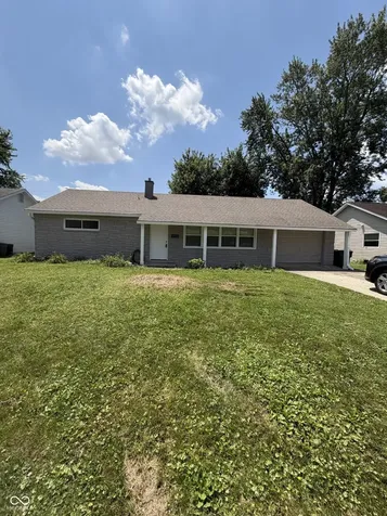 18 Sayre Drive Greenwood IN 46143