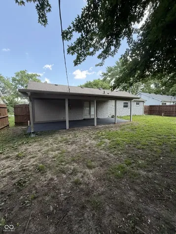 18 Sayre Drive Greenwood IN 46143