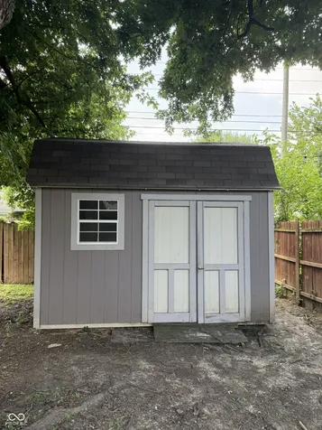 18 Sayre Drive Greenwood IN 46143