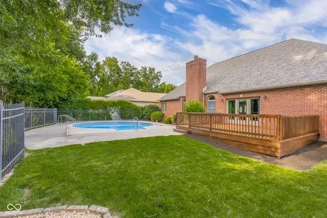 6126 Basswood Drive Columbus IN 47201