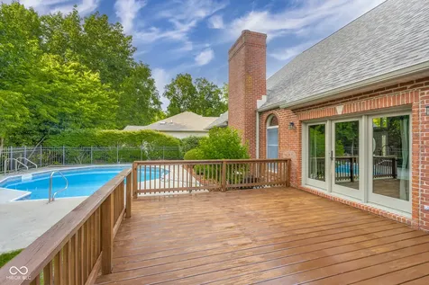 6126 Basswood Drive Columbus IN 47201