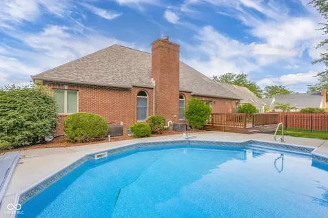 6126 Basswood Drive Columbus IN 47201