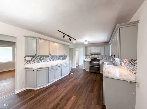 902 W Highland Drive Shelbyville IN 46176