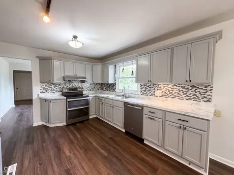 902 W Highland Drive Shelbyville IN 46176