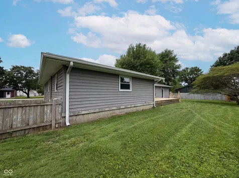 902 W Highland Drive Shelbyville IN 46176