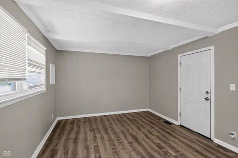 8707 Elmonte Drive Indianapolis IN 46226