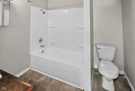 8707 Elmonte Drive Indianapolis IN 46226