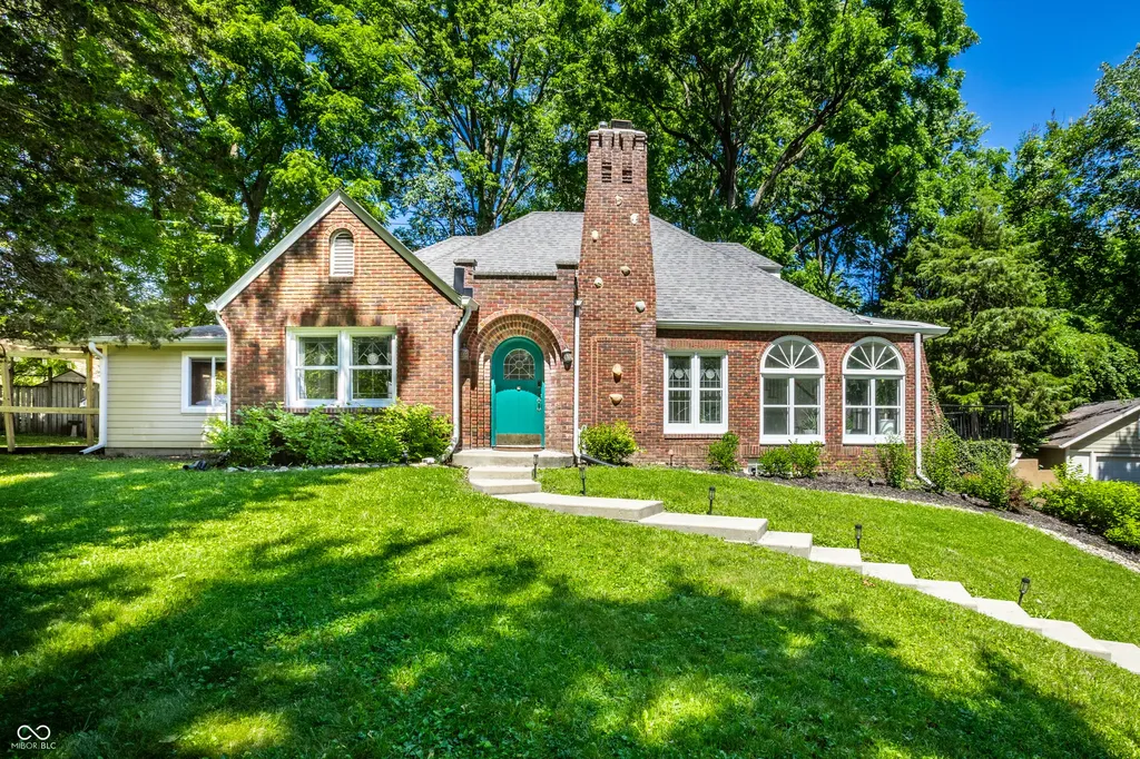 8820 Westfield Boulevard Indianapolis IN 46240
