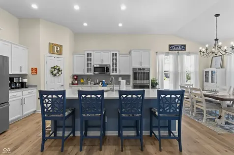 2084 Mobley Drive Westfield IN 46074