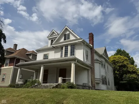 2854 N Illinois Street Indianapolis IN 46208