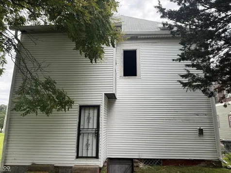 2854 N Illinois Street Indianapolis IN 46208