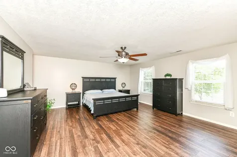 5959 Bladen Drive Noblesville IN 46062
