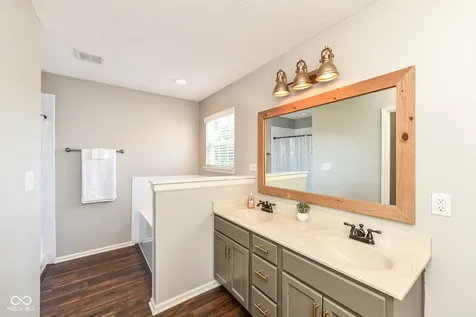5959 Bladen Drive Noblesville IN 46062