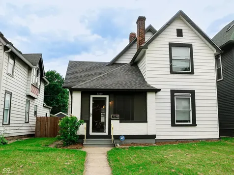 2230 Bellefontaine Indianapolis IN 46205