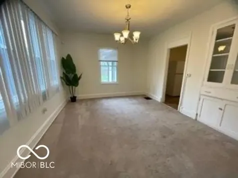 2230 Bellefontaine Indianapolis IN 46205