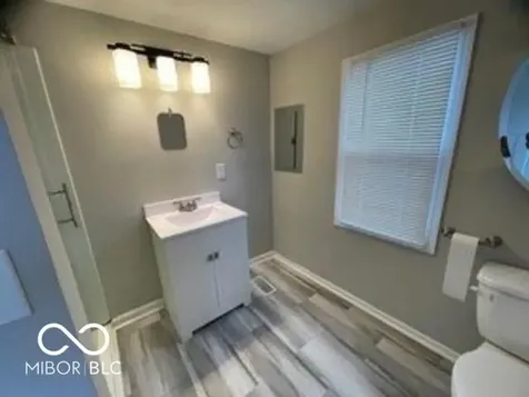 2230 Bellefontaine Indianapolis IN 46205