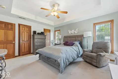 2806 Theobald Street Shelbyville IN 46176
