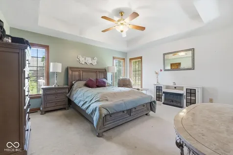 2806 Theobald Street Shelbyville IN 46176