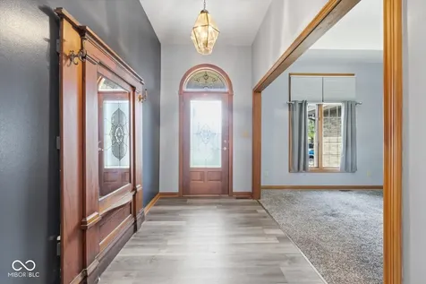 2806 Theobald Street Shelbyville IN 46176