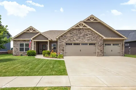 2818 Larkspur Drive Lebanon IN 46052