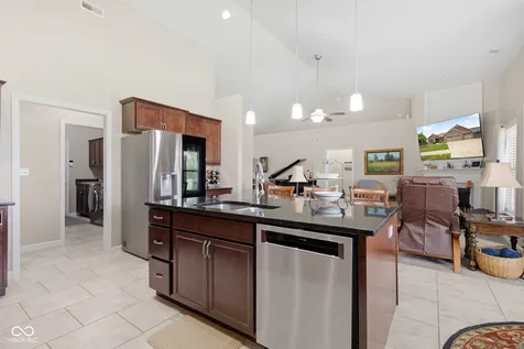2818 Larkspur Drive Lebanon IN 46052