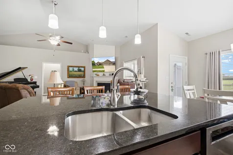 2818 Larkspur Drive Lebanon IN 46052