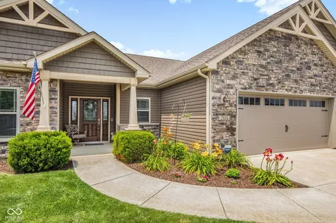 2818 Larkspur Drive Lebanon IN 46052