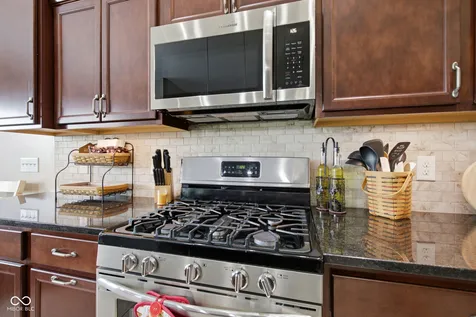 2818 Larkspur Drive Lebanon IN 46052