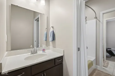 2818 Larkspur Drive Lebanon IN 46052