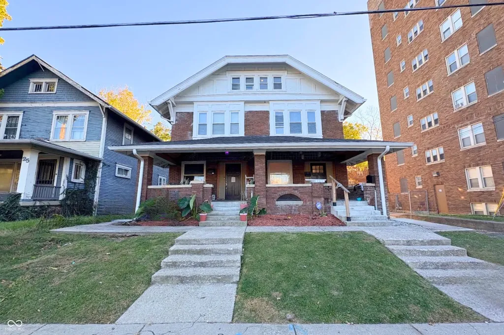 23 E 36th Street Indianapolis IN 46205