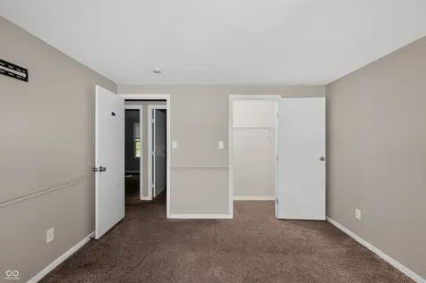 7558 Rogers Drive Indianapolis IN 46214