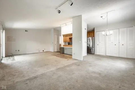 6724 Cross Key Drive Indianapolis IN 46268