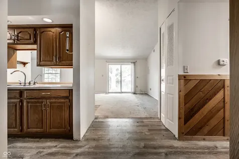 6724 Cross Key Drive Indianapolis IN 46268