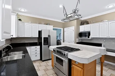 8611 Modesto Court Indianapolis IN 46278