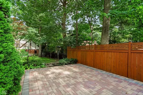 5725 N College Avenue Indianapolis IN 46220