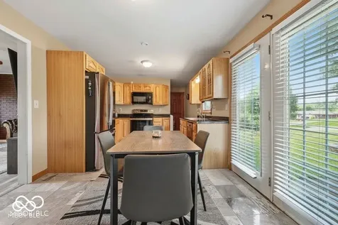 387 Center Street Spencer IN 47460