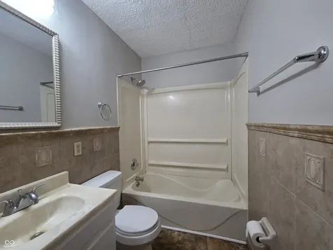 3845 Asbury Street Indianapolis IN 46227