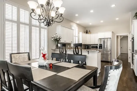 451 Burlington Lane Carmel IN 46032