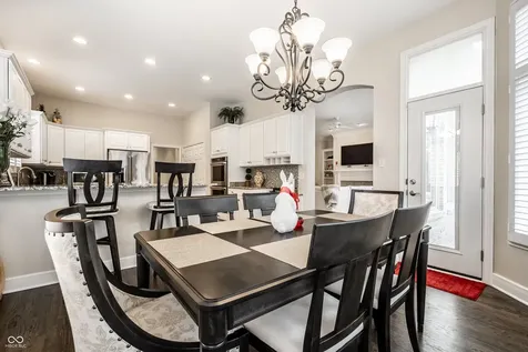 451 Burlington Lane Carmel IN 46032