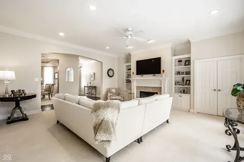 451 Burlington Lane Carmel IN 46032