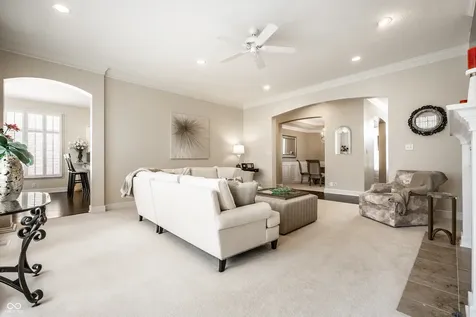 451 Burlington Lane Carmel IN 46032