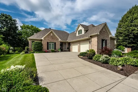 451 Burlington Lane Carmel IN 46032