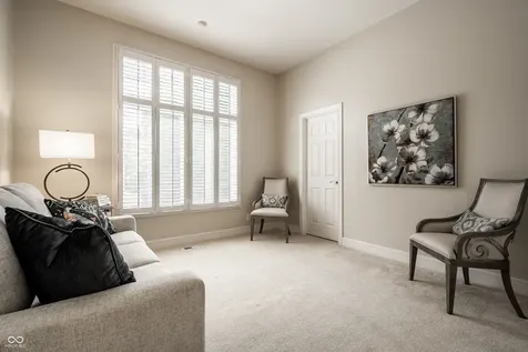 451 Burlington Lane Carmel IN 46032