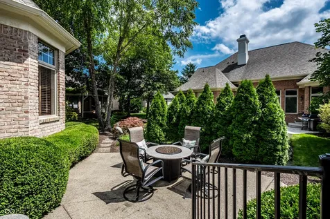 451 Burlington Lane Carmel IN 46032