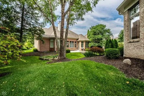 451 Burlington Lane Carmel IN 46032